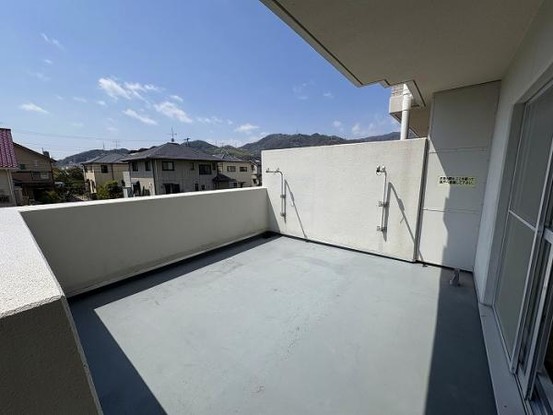 apartment 広島県広島市安佐南区東野１丁目18-21　アクレイム東野101
