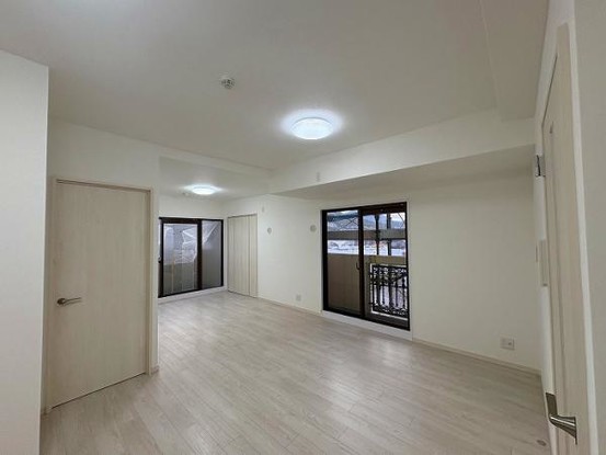 apartment 広島県広島市安佐南区東野１丁目18-21　アクレイム東野101