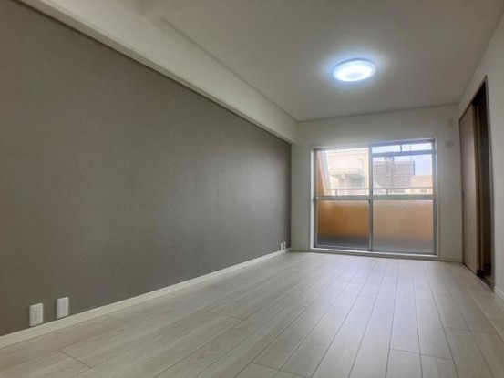 apartment 広島県広島市安佐南区東野１丁目18-21　アクレイム東野101