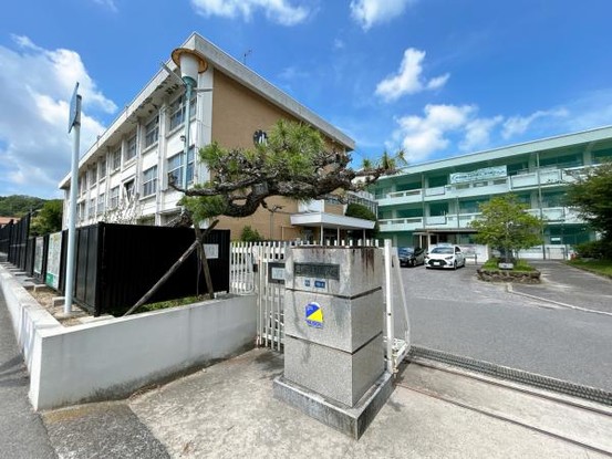 detached 広島県広島市安佐南区東野１丁目18-21　アクレイム東野101