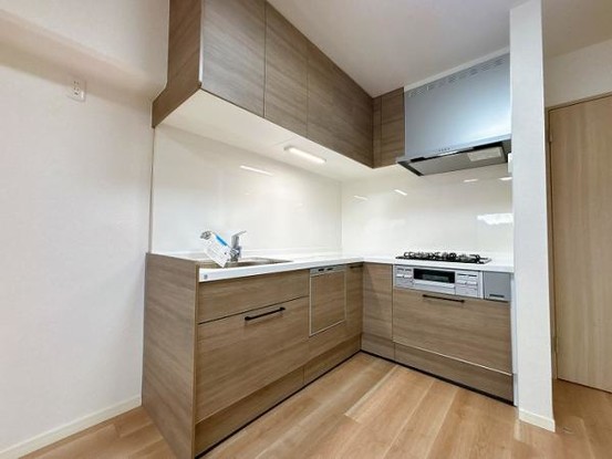 apartment 広島県福山市南蔵王町２丁目4-18フローレンス南蔵王　1階北