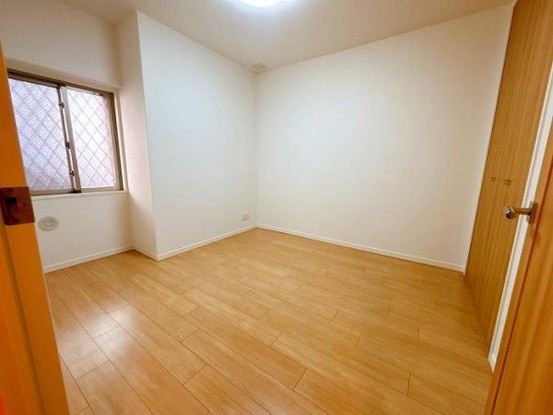 apartment 広島県福山市南蔵王町２丁目4-18フローレンス南蔵王　1階北