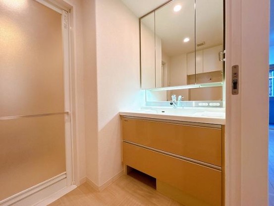 apartment 広島県福山市南蔵王町２丁目4-18フローレンス南蔵王　1階北