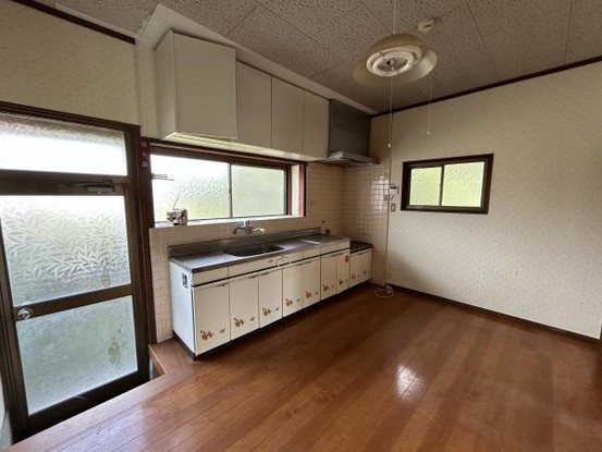 detached 鳥取県西伯郡伯耆町大殿
地図を見る