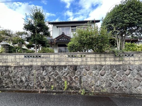 detached 鳥取県西伯郡伯耆町大殿
地図を見る