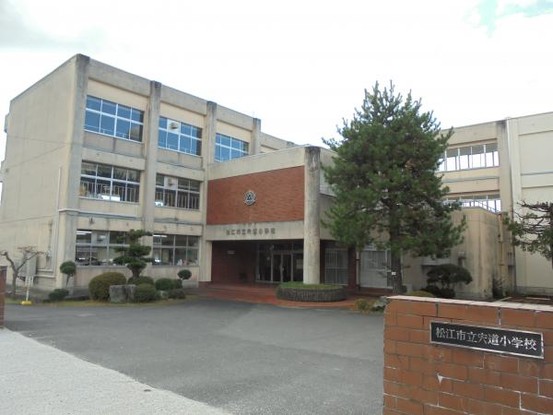 detached 島根県松江市宍道町佐々布
地図を見る