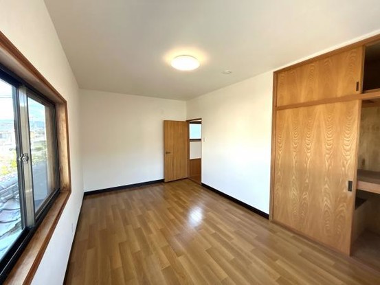 detached 徳島県吉野川市鴨島町上下島
地図を見る