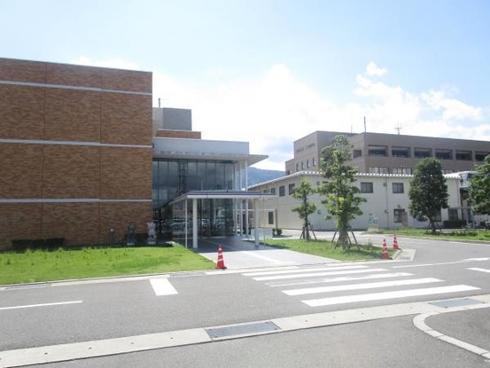 detached 徳島県吉野川市鴨島町上下島
地図を見る