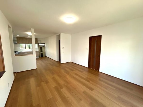 detached 徳島県吉野川市鴨島町上下島
地図を見る