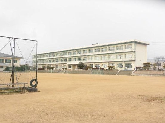 detached 徳島県阿波市市場町市場字上野段
地図を見る