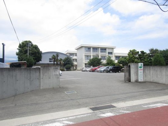 detached 徳島県名西郡石井町藍畑字竜王
地図を見る