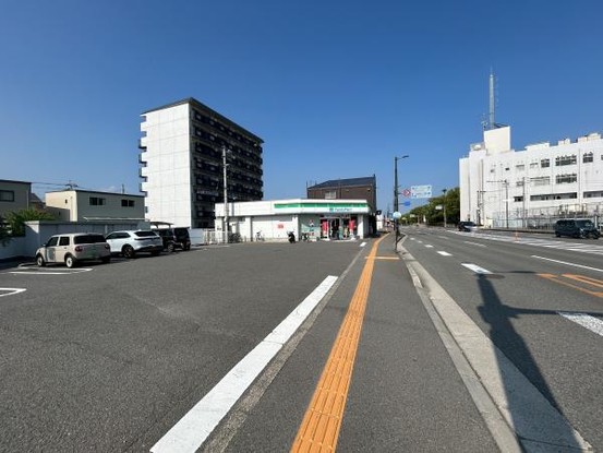 apartment 徳島県板野郡北島町鯛浜字西ノ須30-1