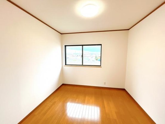 detached 徳島県板野郡松茂町中喜来字福有開拓
地図を見る