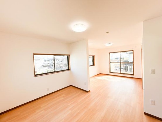 detached 徳島県鳴門市撫養町南浜字東浜
地図を見る