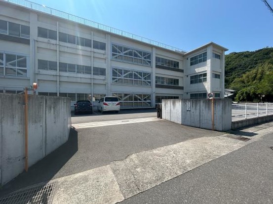 detached 徳島県鳴門市撫養町南浜字東浜
地図を見る