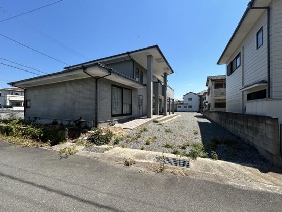 detached 徳島県板野郡板野町大寺字王子
地図を見る
