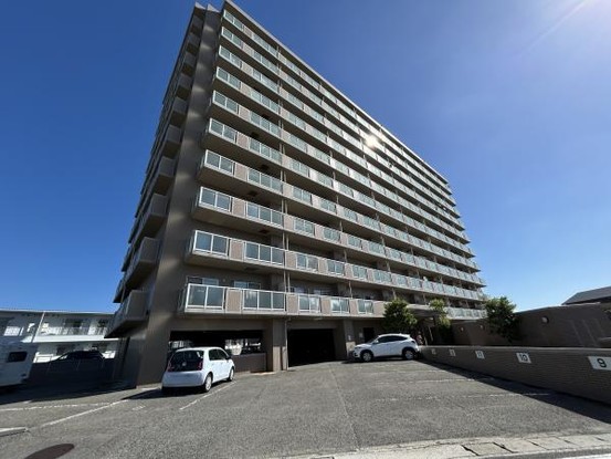 apartment 徳島県板野郡北島町鯛浜字西ノ須30-1