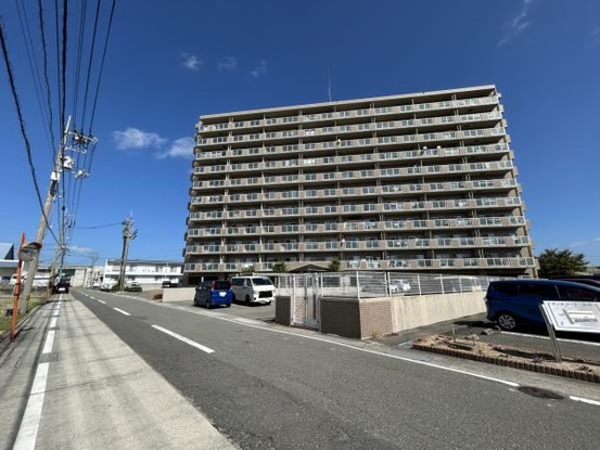 apartment 徳島県板野郡北島町鯛浜字西ノ須30-1