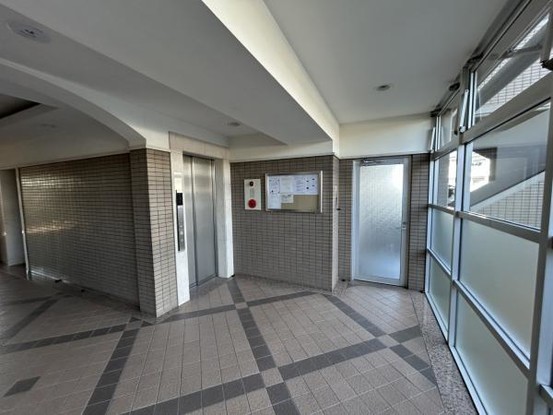 apartment 徳島県板野郡北島町鯛浜字西ノ須30-1