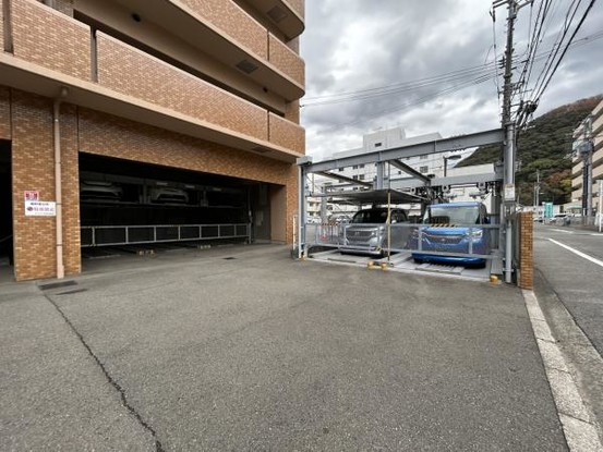 apartment 愛媛県伊予郡砥部町拾町132-1