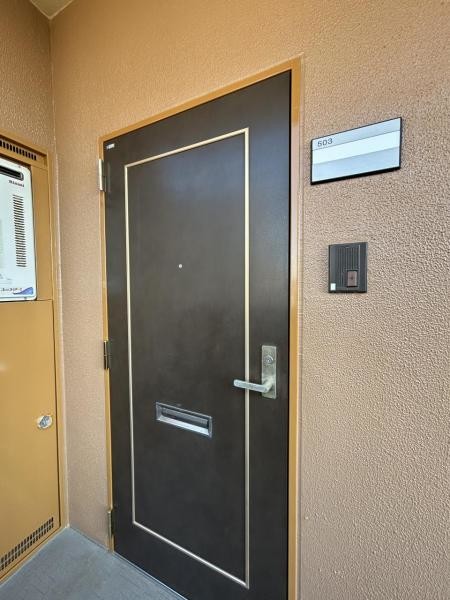 apartment 愛媛県伊予郡砥部町拾町132-1