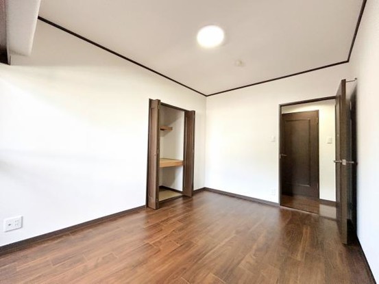 apartment 愛媛県伊予郡砥部町拾町132-1