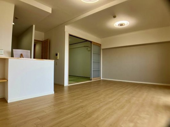 apartment 愛媛県伊予郡砥部町拾町132-1