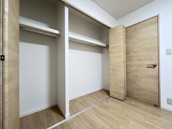 apartment 愛媛県伊予郡砥部町拾町132-1