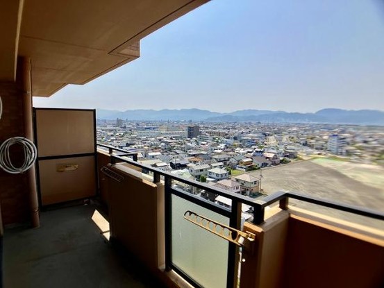 apartment 愛媛県伊予郡砥部町拾町132-1