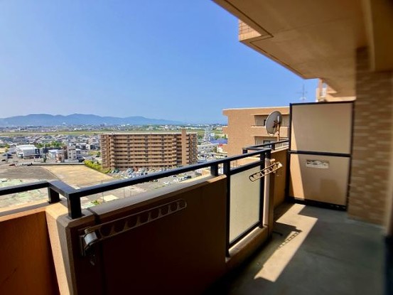 apartment 愛媛県伊予郡砥部町拾町132-1