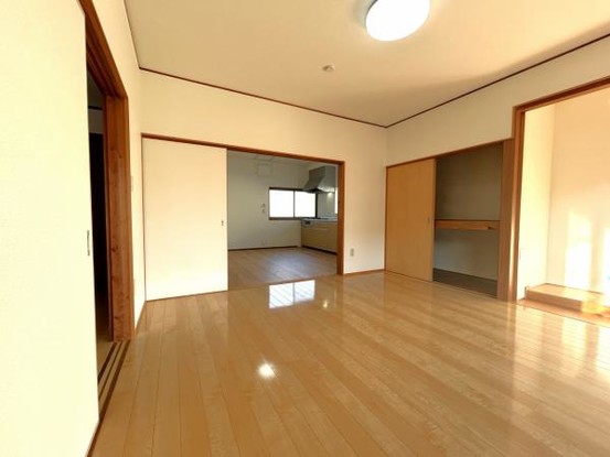 detached 高知県高知市杉井流21-13　マノワール杉井流1階