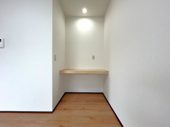 detached 高知県高知市杉井流21-13　マノワール杉井流1階