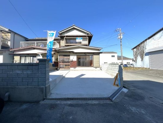 detached 高知県高知市杉井流21-13　マノワール杉井流1階