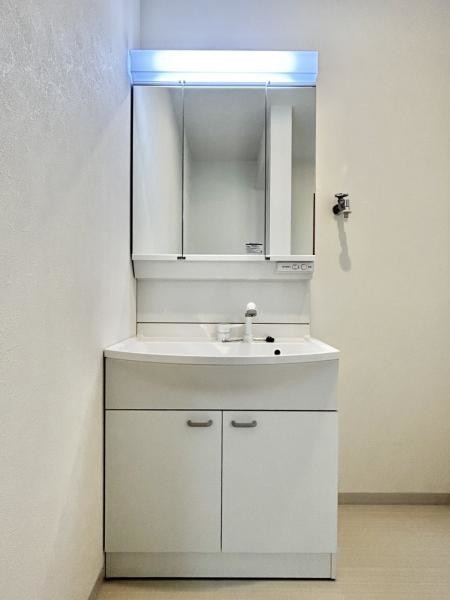 detached 高知県高知市杉井流21-13　マノワール杉井流1階