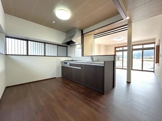 detached 高知県高知市杉井流21-13　マノワール杉井流1階