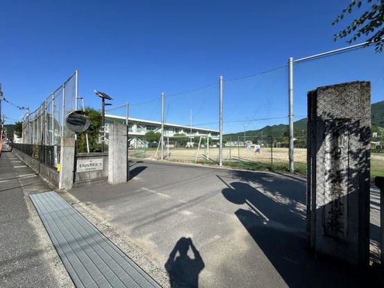 detached 高知県高知市杉井流21-13　マノワール杉井流1階