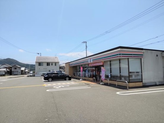 detached 高知県高知市杉井流21-13　マノワール杉井流1階