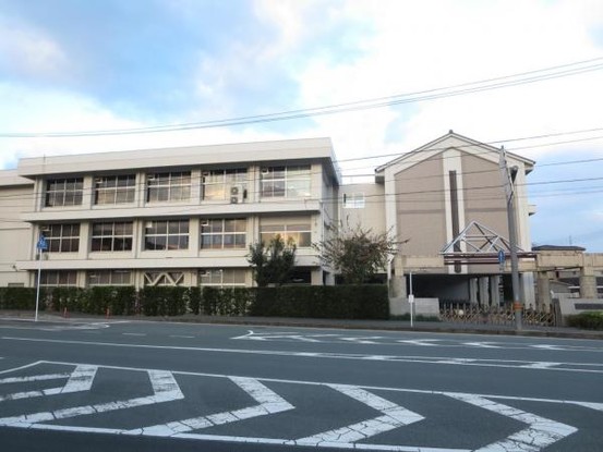 detached 愛媛県宇和島市和霊元町３丁目1-1　ヴェルディール和霊101