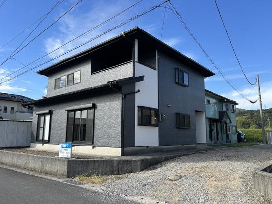 detached 愛媛県宇和島市和霊元町３丁目1-1　ヴェルディール和霊101