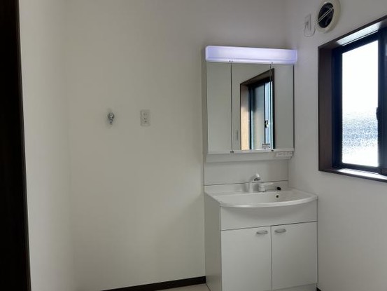 detached 愛媛県宇和島市和霊元町３丁目1-1　ヴェルディール和霊101