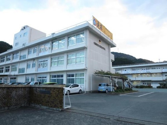 detached 愛媛県宇和島市和霊元町３丁目1-1　ヴェルディール和霊101