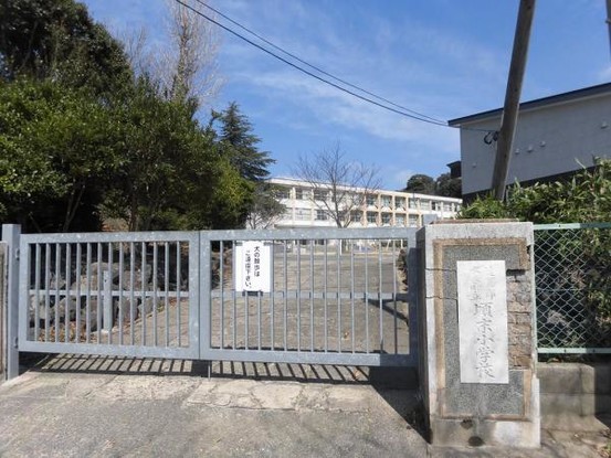 detached 福岡県北九州市小倉南区城野４丁目1-30　１階
