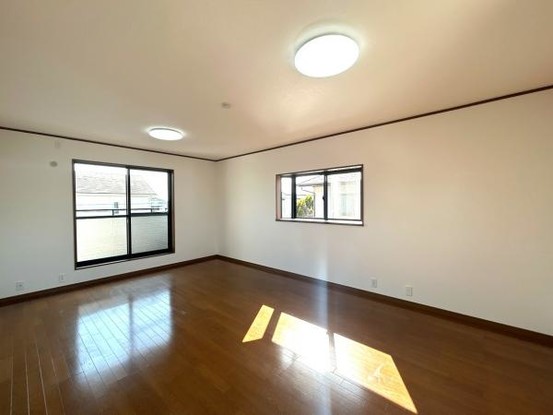 detached 佐賀県佐賀市川副町大字西古賀
地図を見る