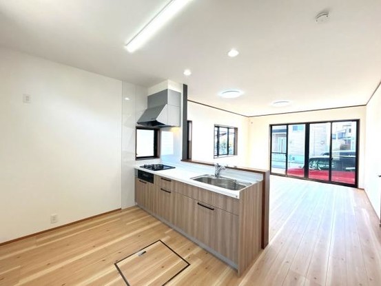 detached 佐賀県佐賀市川副町大字西古賀
地図を見る