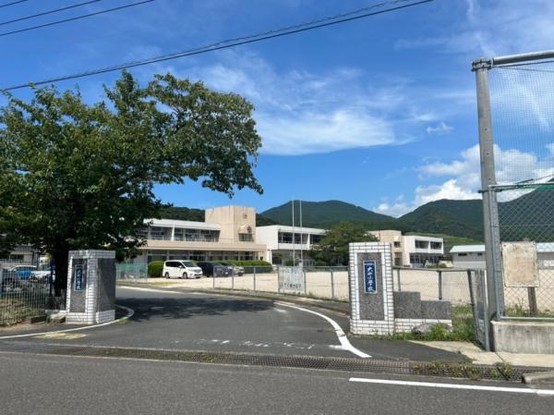 detached 佐賀県西松浦郡有田町広瀬山
地図を見る