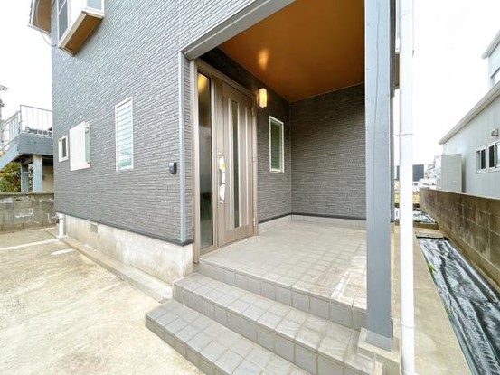 detached 佐賀県唐津市和多田南先石
地図を見る