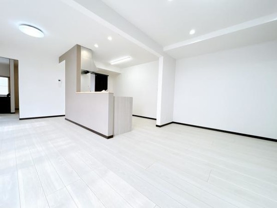 detached 佐賀県唐津市和多田南先石
地図を見る