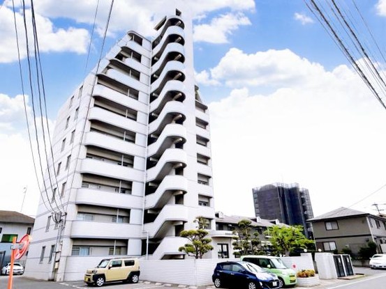apartment 大分県大分市新栄町
地図を見る