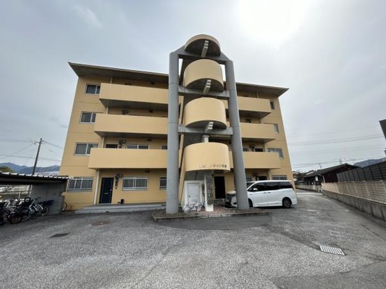 apartment 大分県臼杵市大字市浜
地図を見る