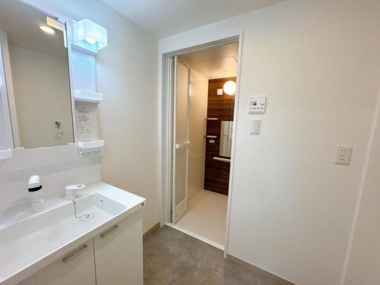 apartment 大分県臼杵市大字市浜
地図を見る